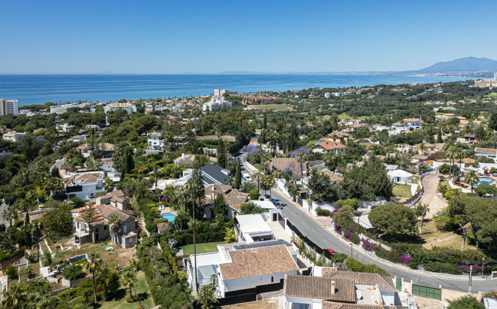 Detached Villa El Rosario Málaga - image 4