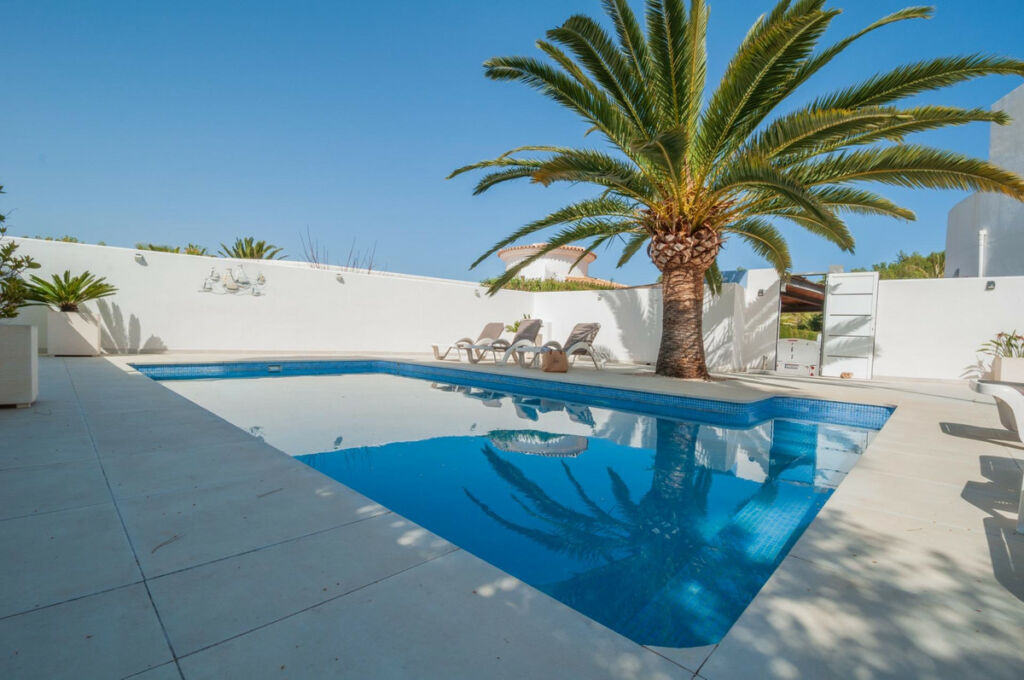 Detached Villa Benissa Alicante - image 2