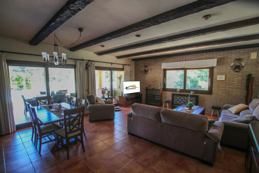 Detached Villa Calpe Alicante - image 2