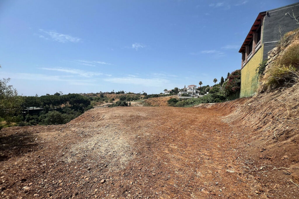 Land Estepona Málaga - image 2