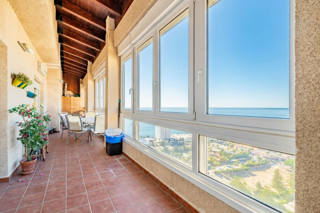 Penthouse Benalmadena Málaga - image 2