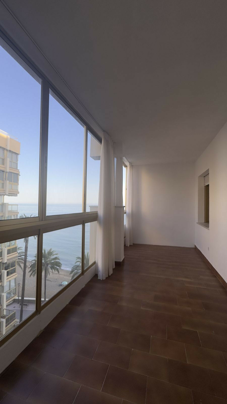 Middle Floor Apartment Marbella Málaga - image 4