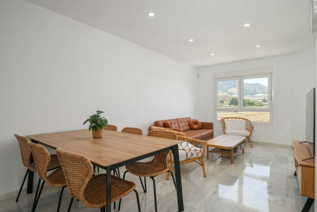 Penthouse Los Boliches Málaga - image 2