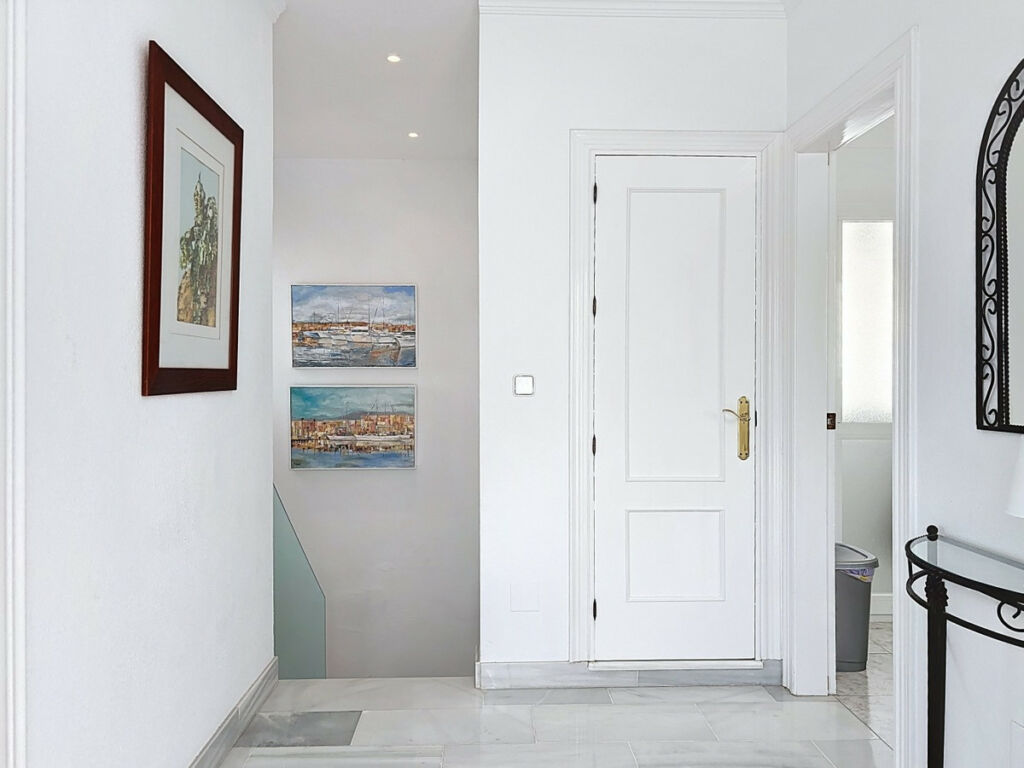 Detached Villa Caleta de Vélez Málaga - image 2