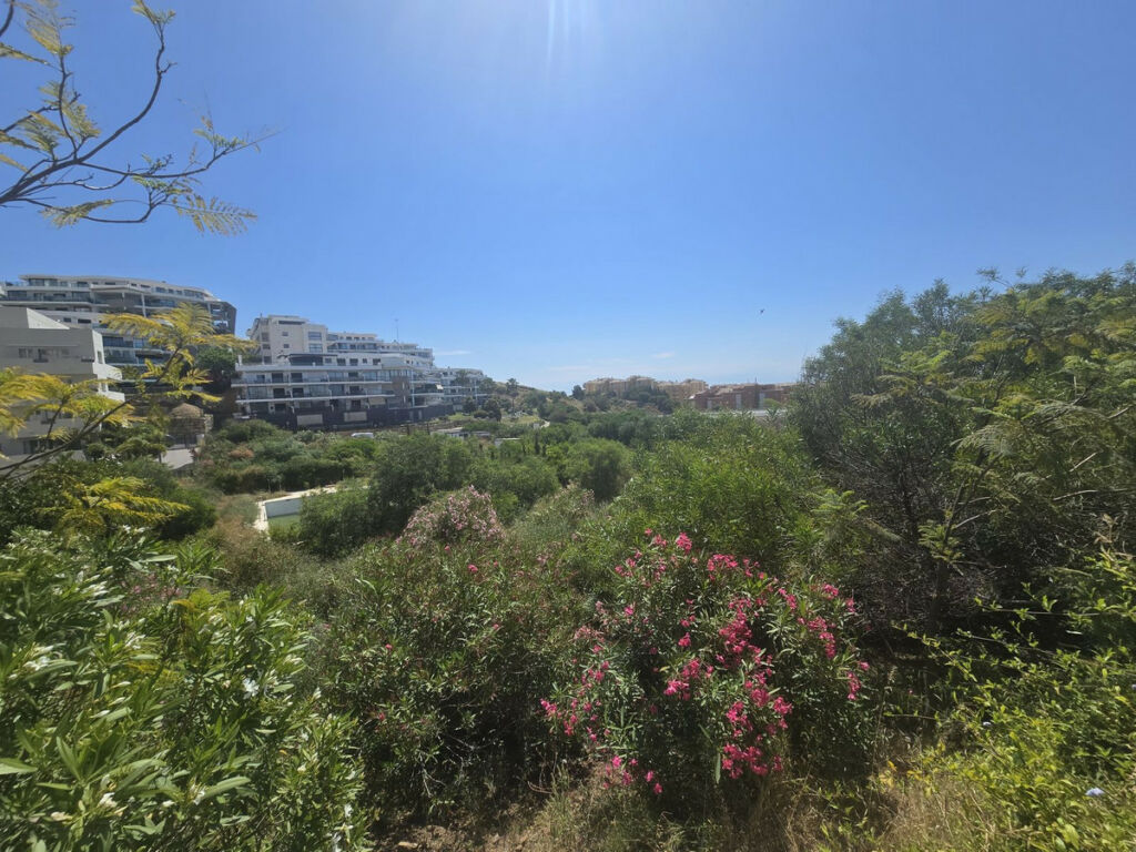 Residential Plot Riviera del Sol Málaga - image 2