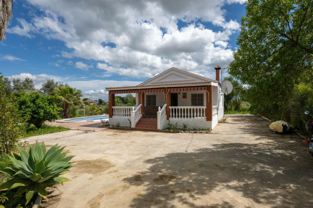 Detached Villa Alhaurín el Grande Málaga - image 2