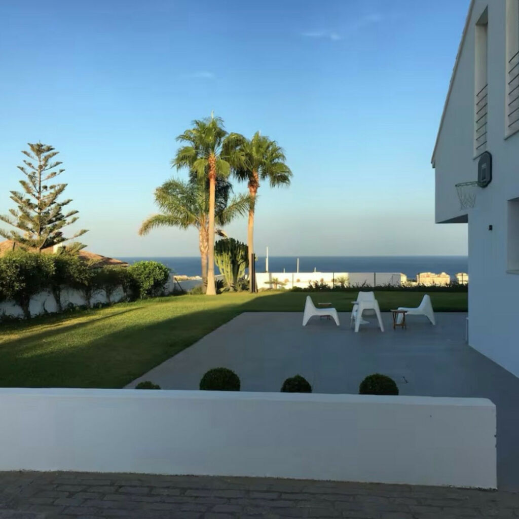Detached Villa Manilva Málaga - image 4