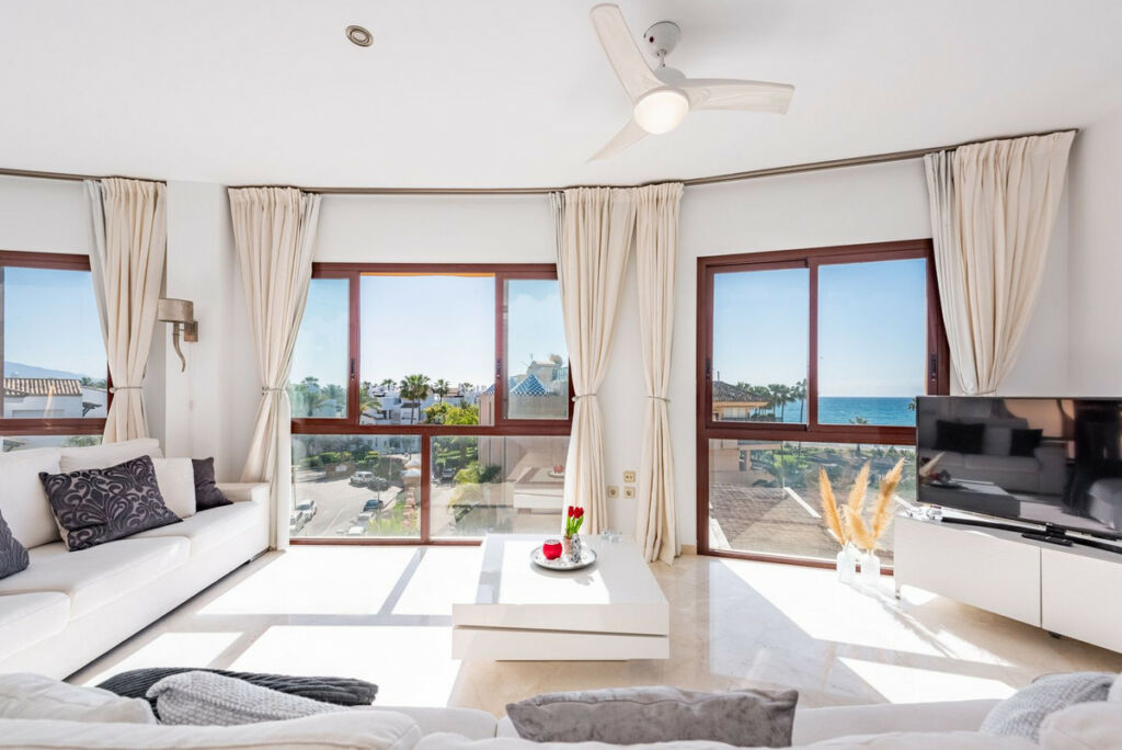 Penthouse Costalita Málaga - image 2