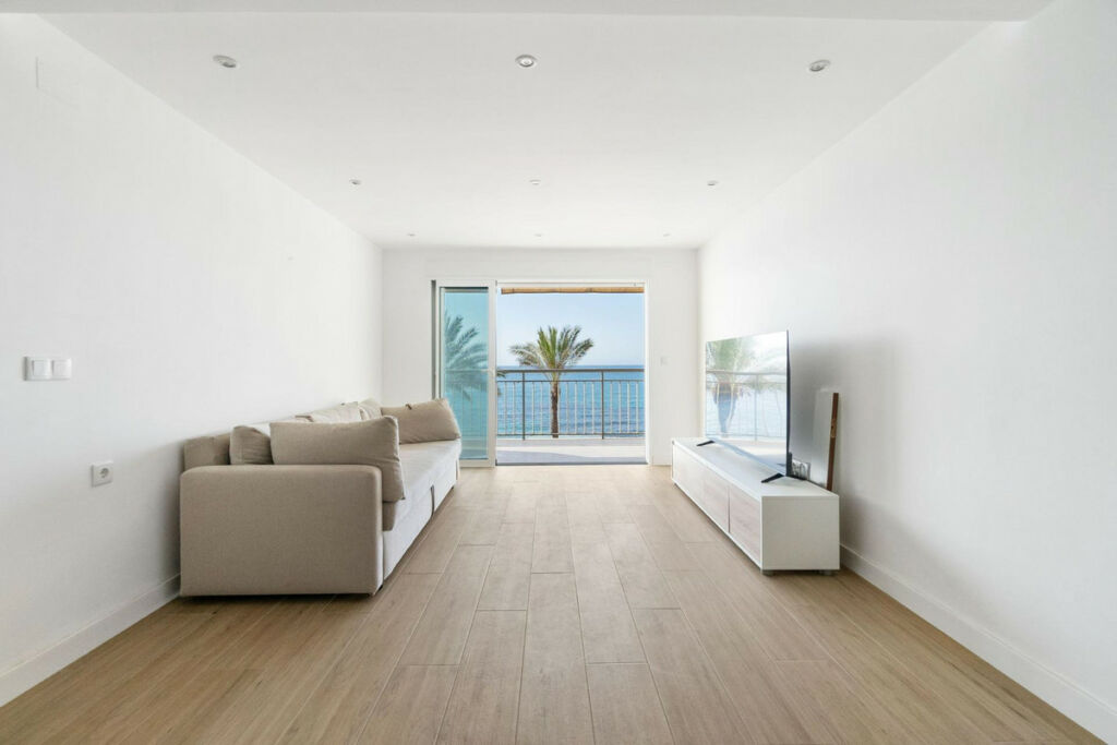 Middle Floor Apartment Playa Del Cura Alicante - image 2