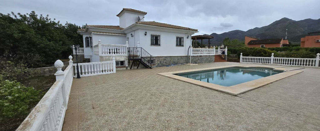Detached Villa Alhaurín de la Torre Málaga - image 2