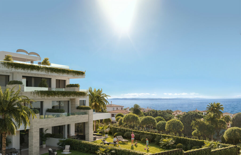 Ground Floor Apartment Estepona Málaga - image 2