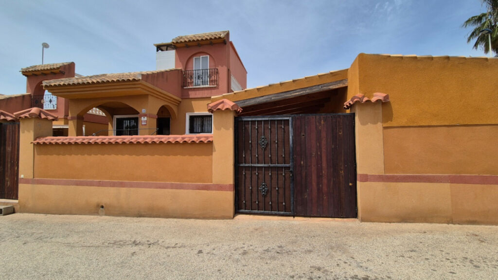 Detached Villa Torrevieja Alicante - image 2