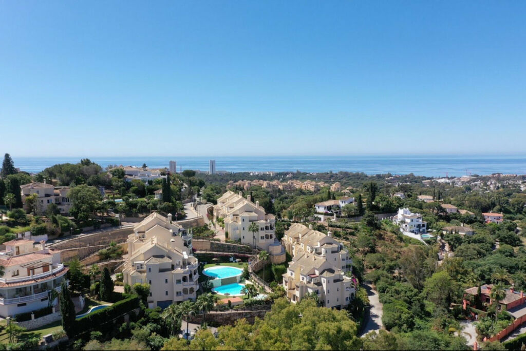 Residential Plot Elviria Málaga - image 2