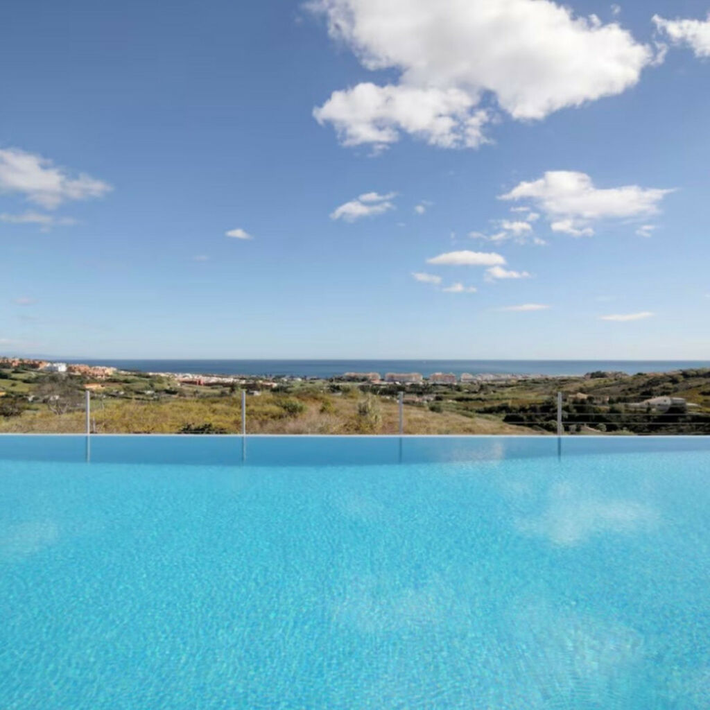 Detached Villa Manilva Málaga - image 21