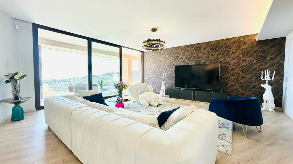 Middle Floor Apartment La Quinta Málaga - image 20