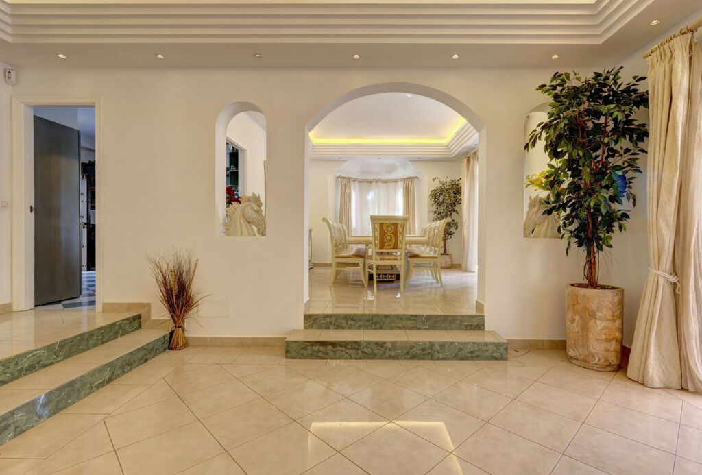 Detached Villa Benahavís Málaga - image 20