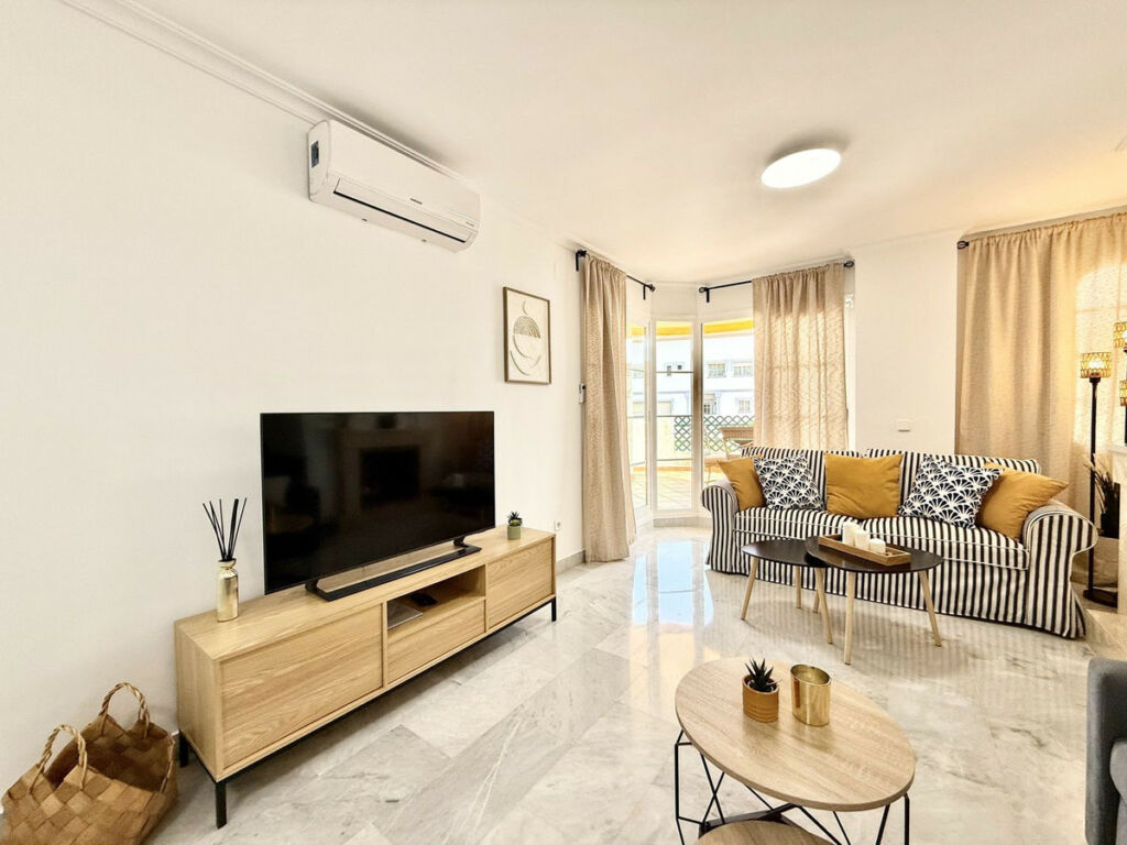 Middle Floor Apartment Nueva Andalucía Málaga - image 20