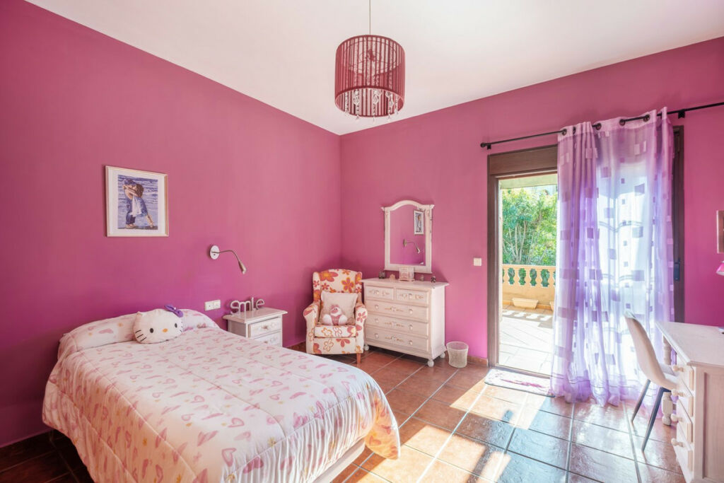 Detached Villa San Pedro de Alcántara Málaga - image 21