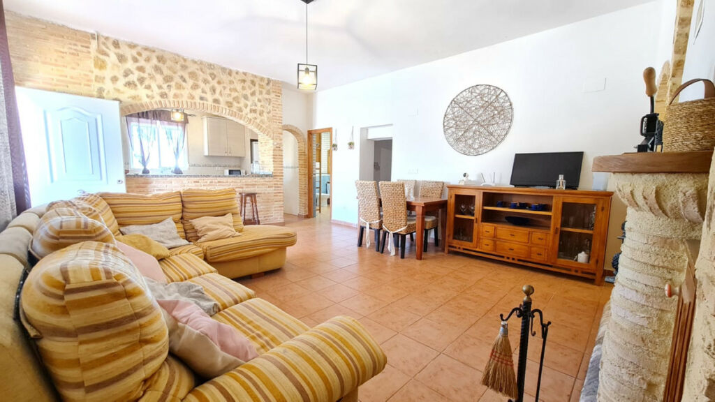 Detached Villa La Romana Alicante - image 20
