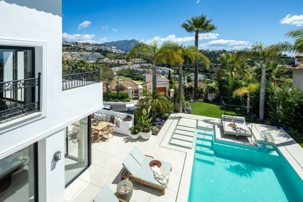 Detached Villa Los Arqueros Málaga - image 20