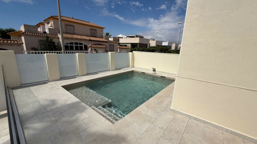 Detached Villa Torrevieja Alicante - image 20