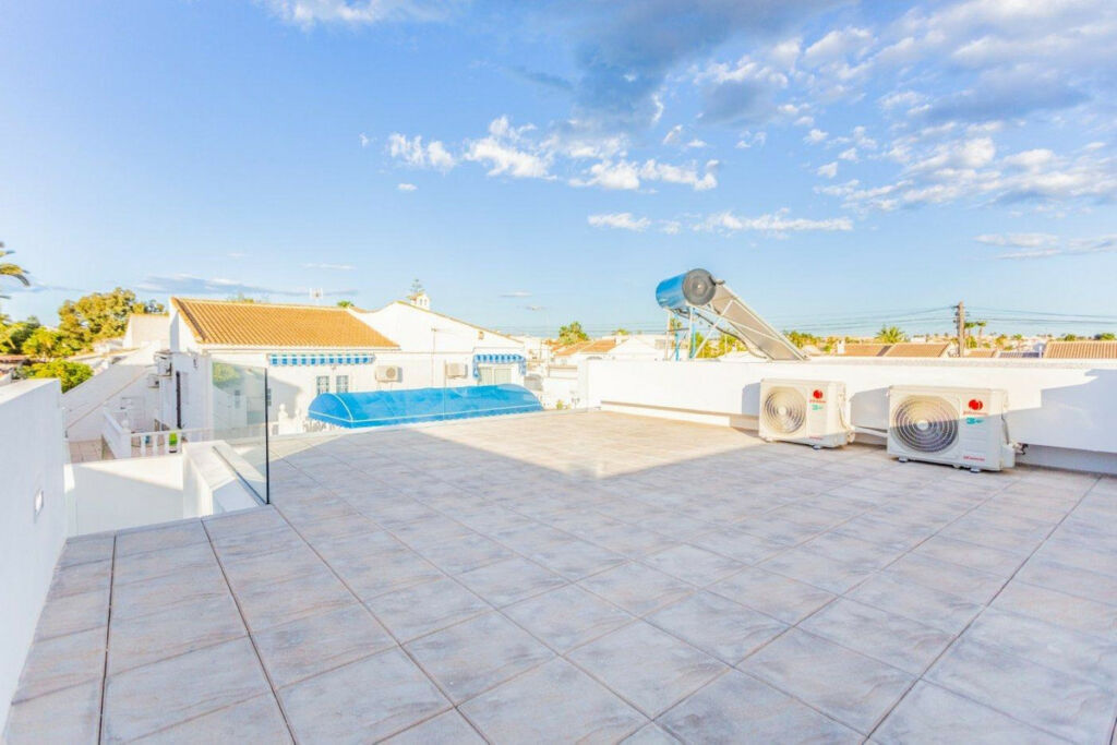 Detached Villa Torrevieja Alicante - image 20
