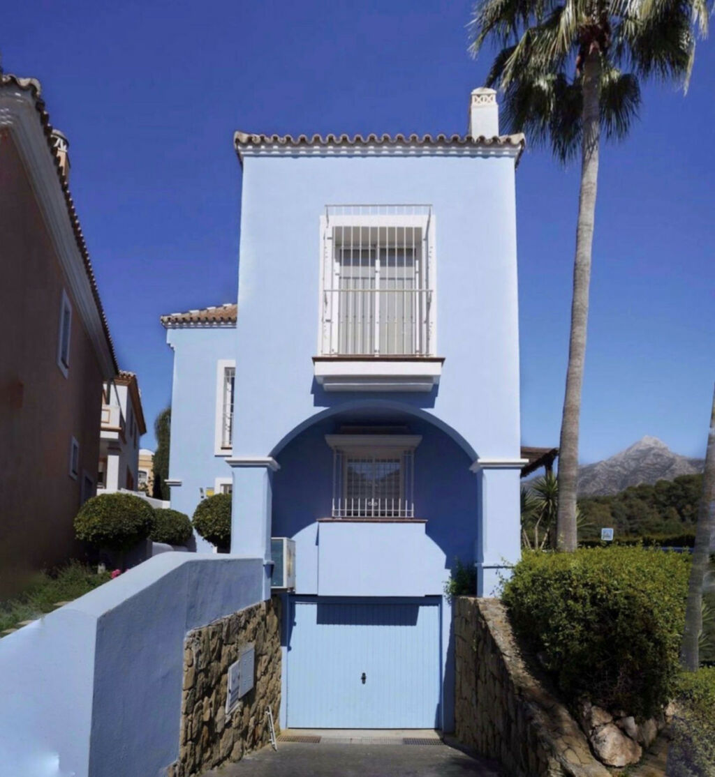 Townhouse Aloha Málaga - image 20
