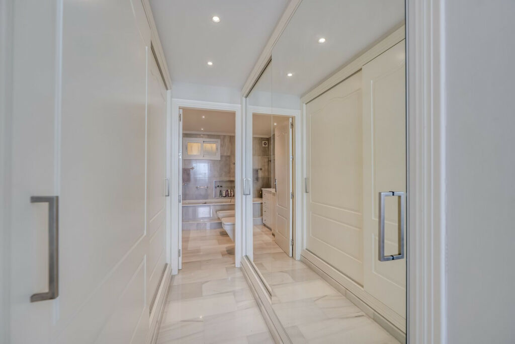 Middle Floor Apartment Marbella Málaga - image 20
