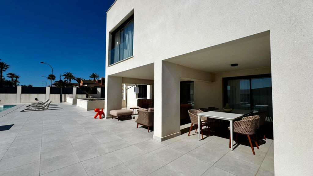 Detached Villa La Veleta Alicante - image 20