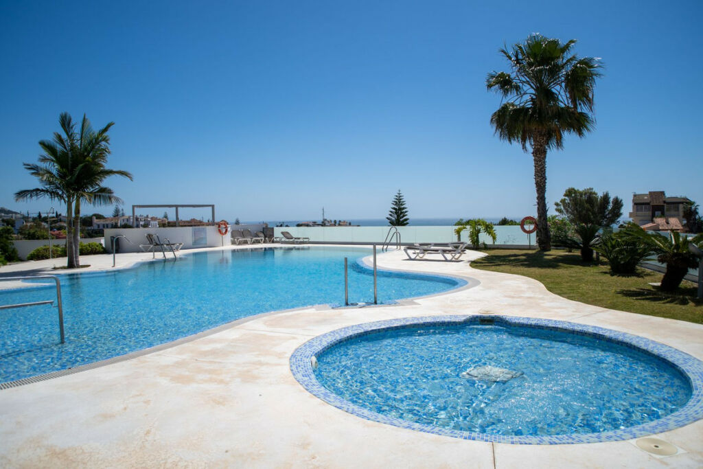 Middle Floor Apartment Torreblanca Málaga - image 20