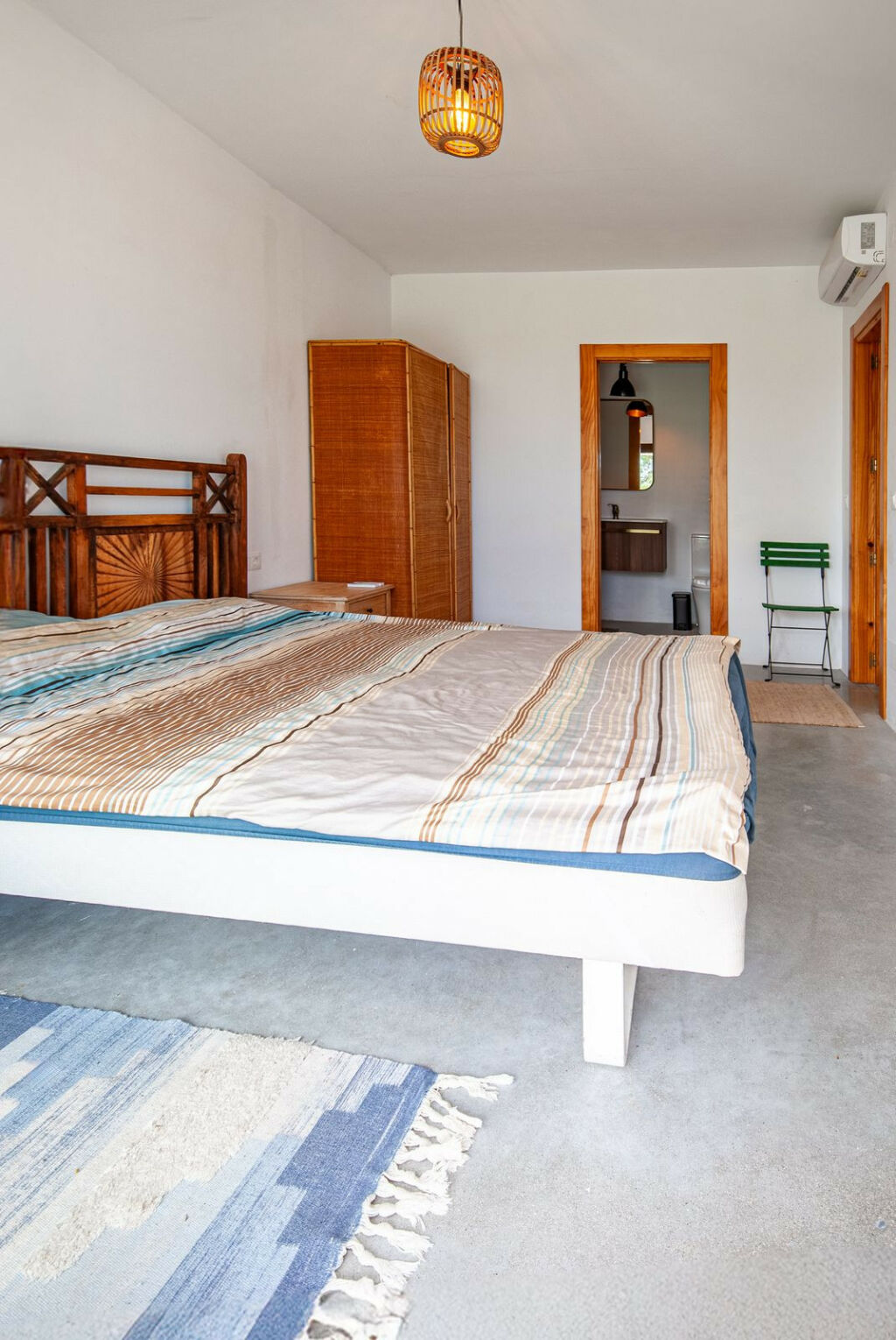 Detached Villa Sayalonga Málaga - image 20