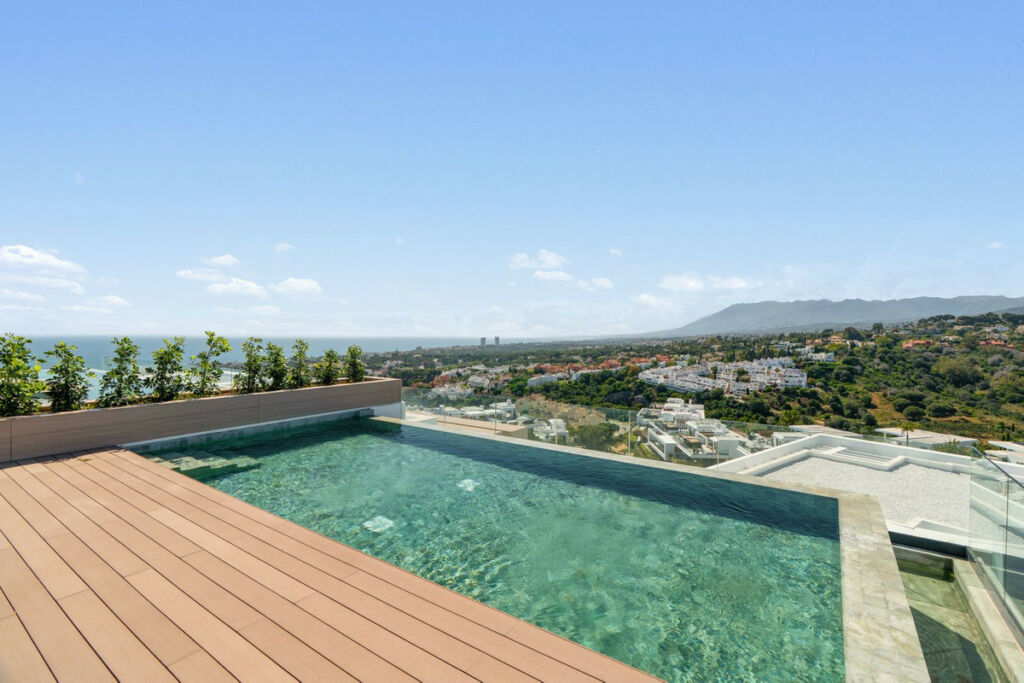 Penthouse Duplex Artola Málaga - image 20