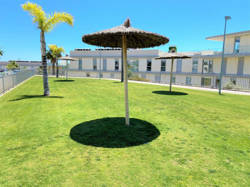 Middle Floor Apartment Estepona Málaga - image 20