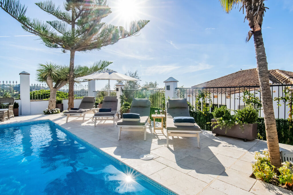 Detached Villa Elviria Málaga - image 20