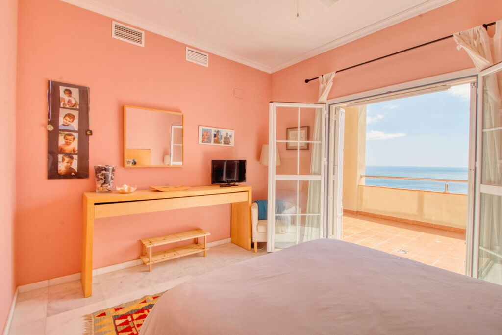 Middle Floor Apartment Manilva Málaga - image 20