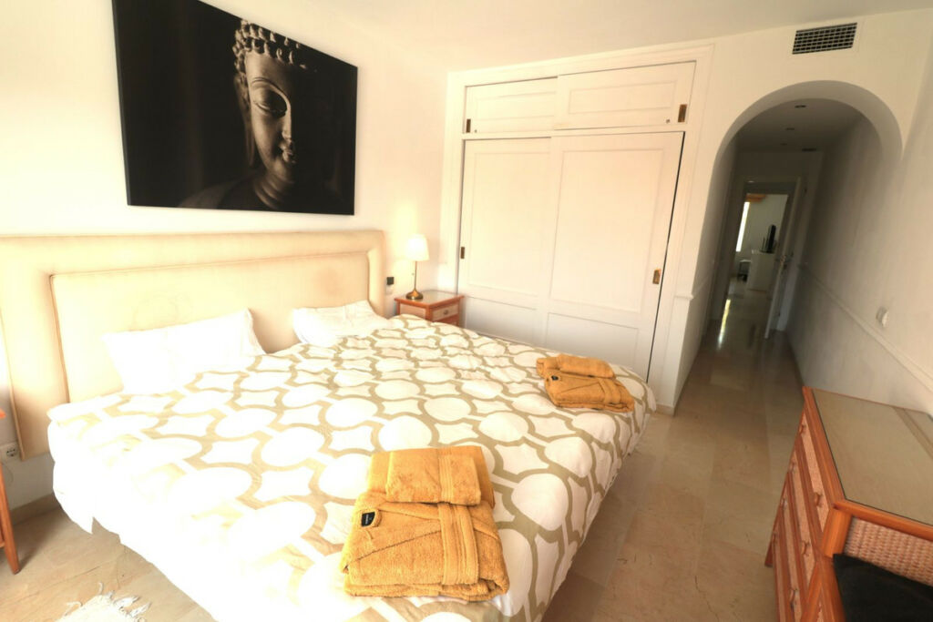 Top Floor Apartment New Golden Mile Málaga - image 20