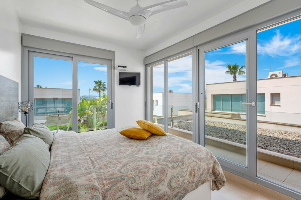 Detached Villa Vista Bella Golf Alicante - image 20