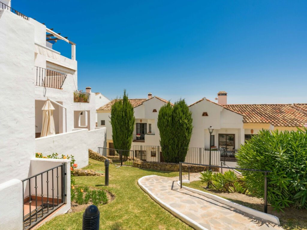 Ground Floor Apartment Los Arqueros Málaga - image 19