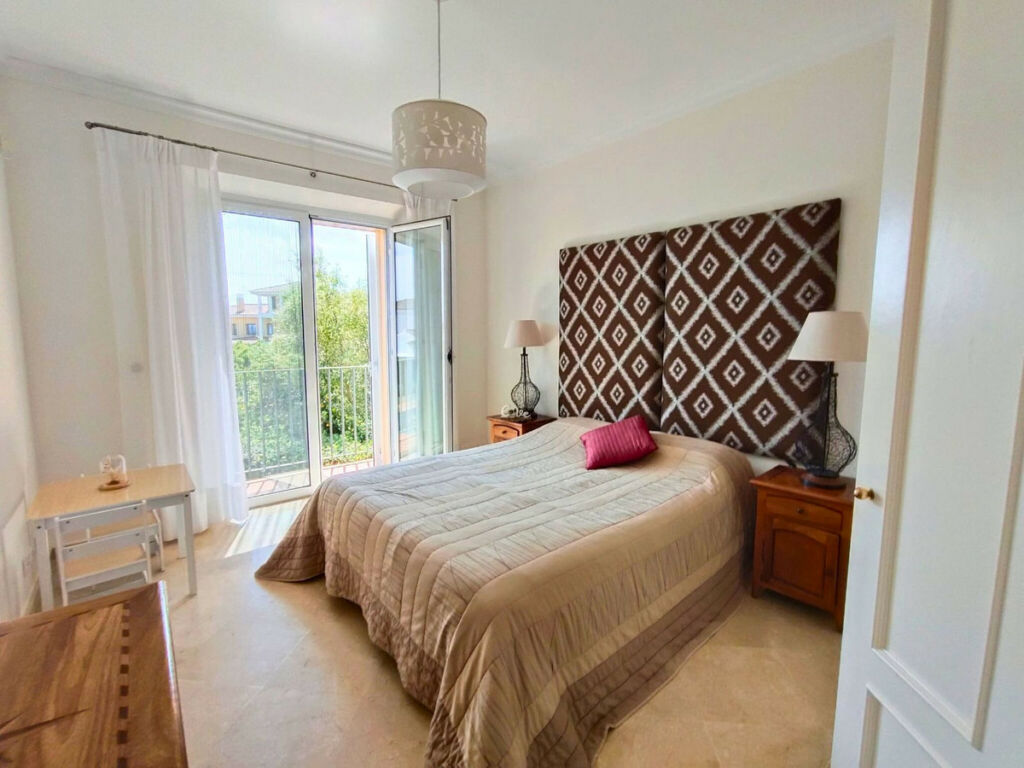 Detached Villa Sotogrande Alto Cádiz - image 20