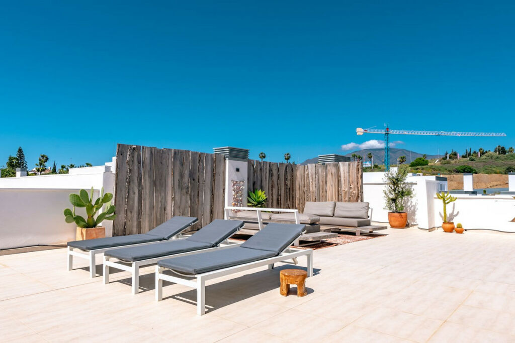 Top Floor Apartment Estepona Málaga - image 20