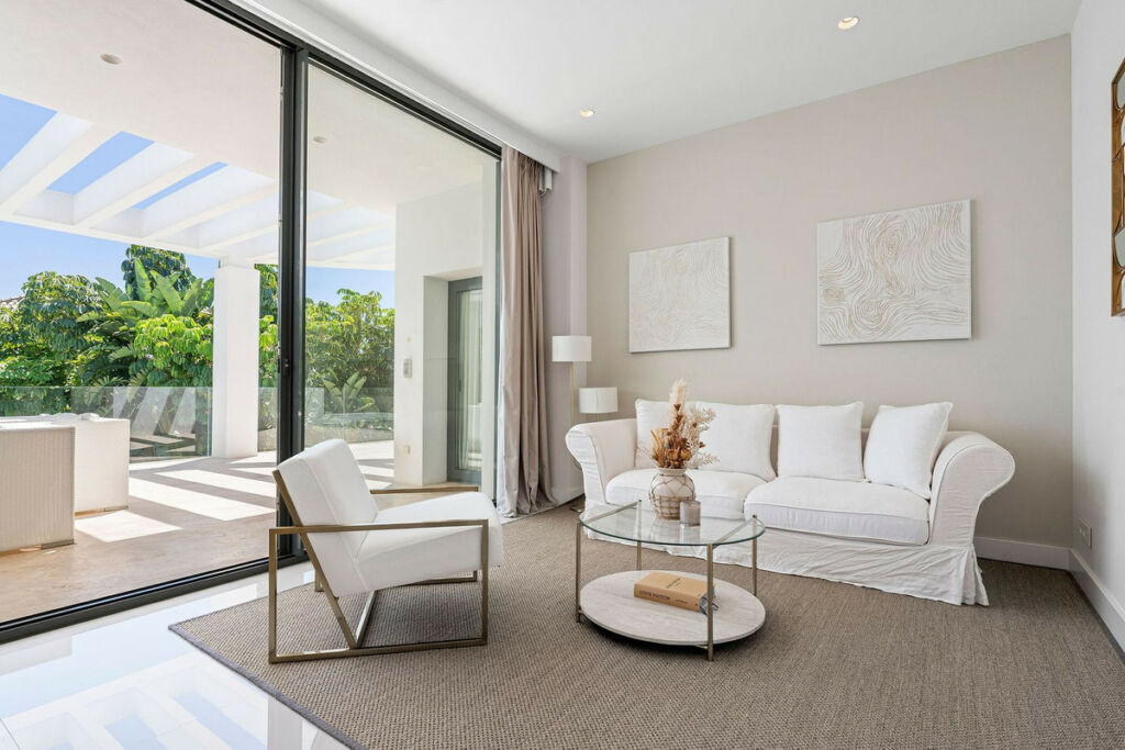 Detached Villa La Quinta Málaga - image 19
