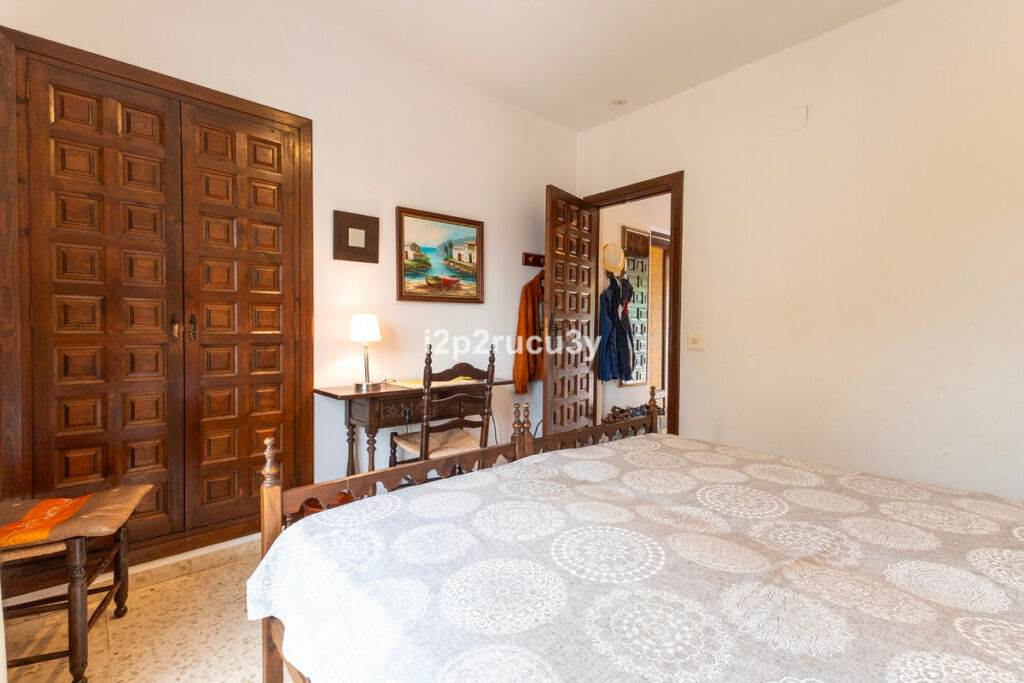 Detached Villa Moraira Alicante - image 20