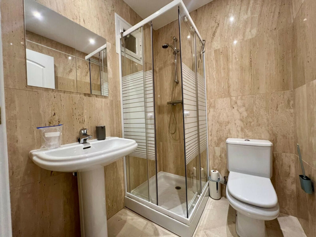 Ground Floor Apartment Elviria Málaga - image 20