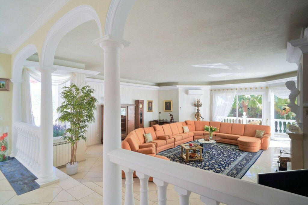 Detached Villa Las Chapas Málaga - image 20