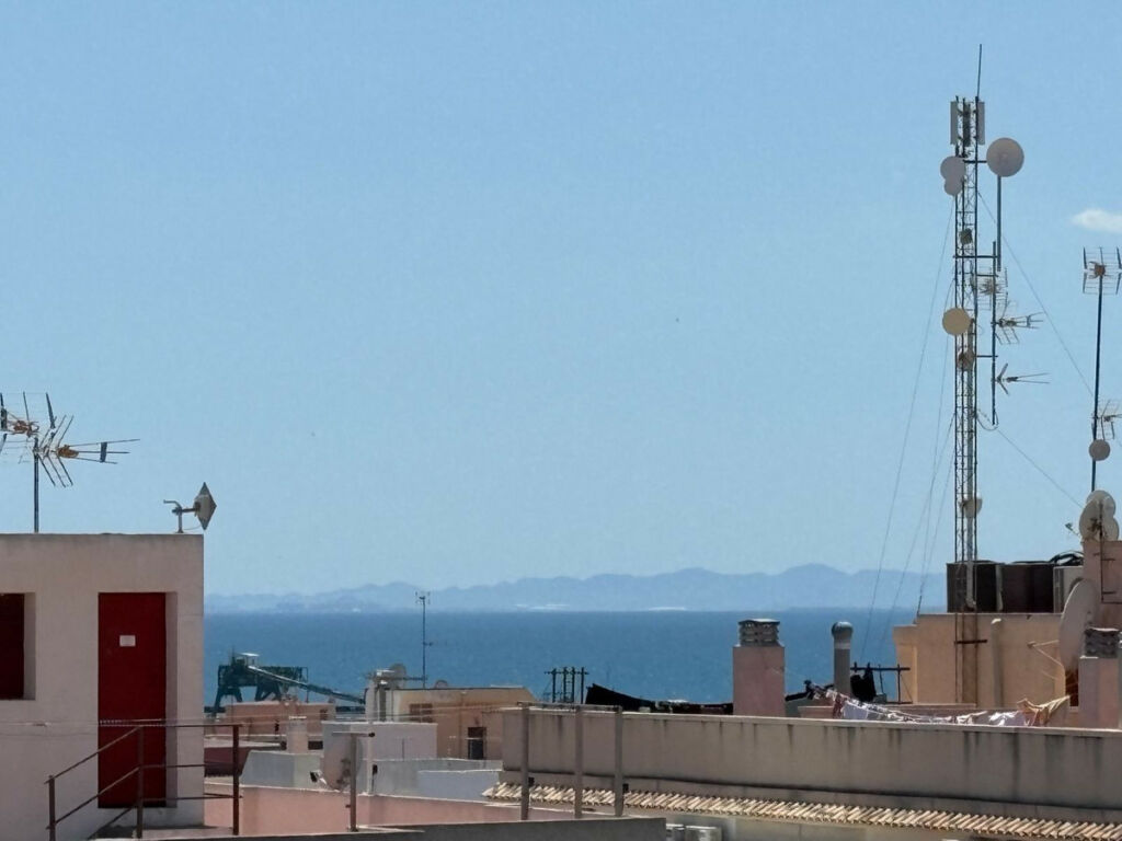 Middle Floor Apartment Torrevieja Alicante - image 20
