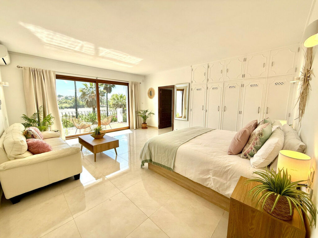 Detached Villa Guadalmina Alta Málaga - image 21