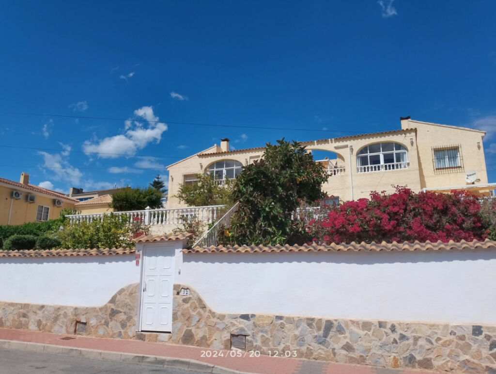 Detached Villa Torrevieja Alicante - image 21