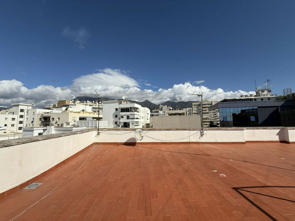 Middle Floor Apartment Marbella Málaga - image 21