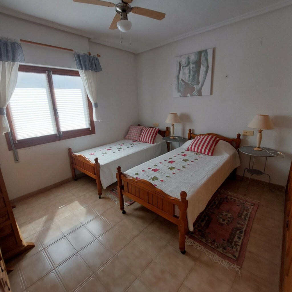 Middle Floor Apartment Punta Prima Alicante - image 21