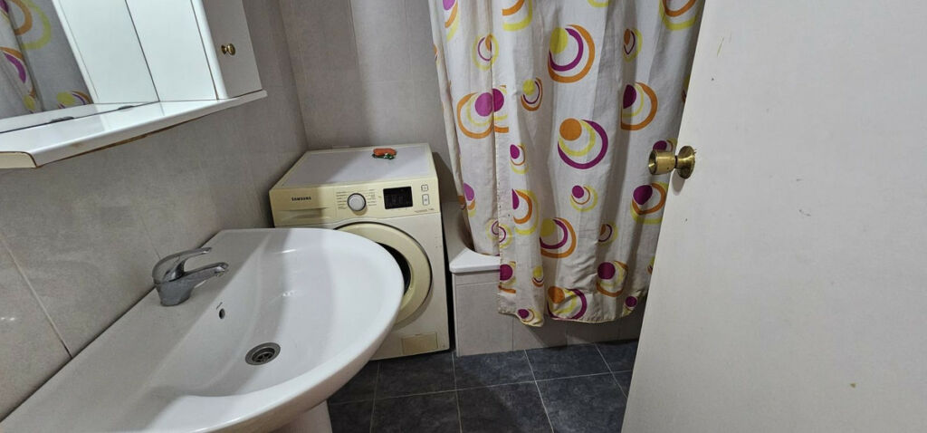 Middle Floor Apartment Benalmadena Málaga - image 18
